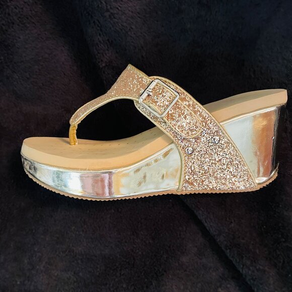 Gold Glitter Side Buckle Strap Platform Wedge Thong Sandals Size 6.5 - Picture 8 of 11